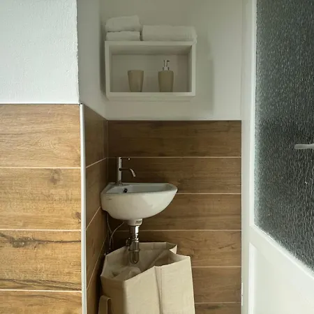 Breva E Tivan Von World By Interhome Blevio