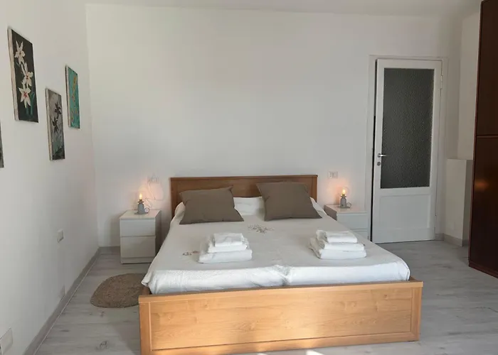 Breva E Tivan Von World By Interhome Blevio